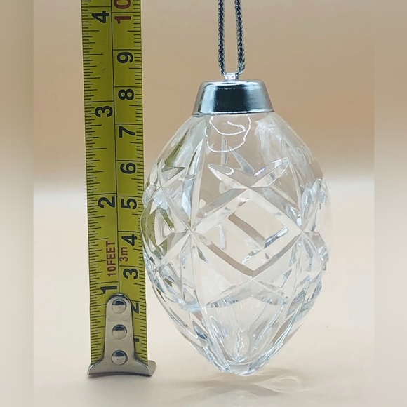 1998 2nd Edition Madison Ave 24% Lead Crystal Ornament Making Spirits Bright 3” - Picture 2 of 4